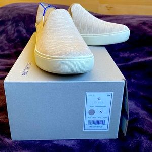 Rothy’s Collector’s Edition Ivory Houndstooth Slip On Sneaker